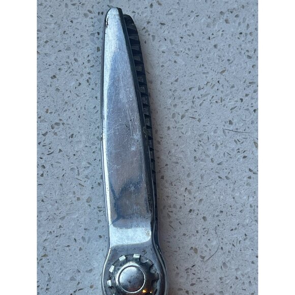 Vintage Metrology Stainless Steel Pinking Shears With Blue Handles - Picture 6 of 12